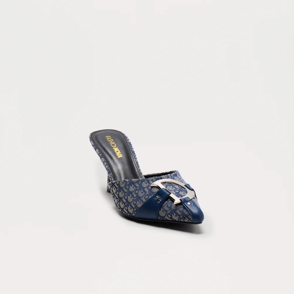Crawford Hardware Pumps D Logo Monogram Pointed Toe Kitten Heel
